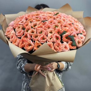Букет "Персик" из 101 махровой розы Риджентс парк (60 см) в Пересвете