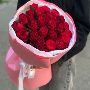Букет "Эсса" 25 красных роз Кения (60 см) в Пересвете