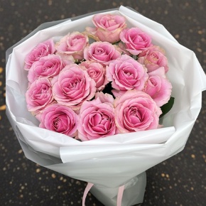 Букет из 15 пудровых роз (70 см) в Пересвете