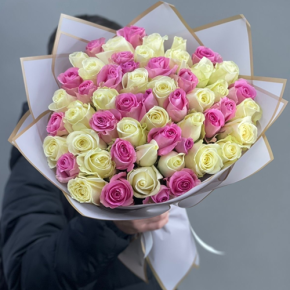 Букет из 51 розы микс  (40 см) в Пересвете