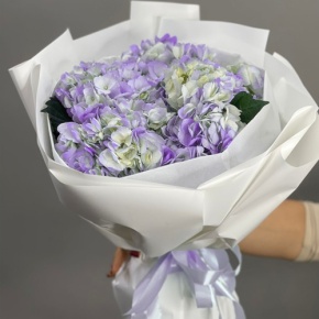 Букет из 5 фиолетовых гортензий в Пересвете