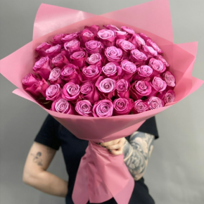 Букет из 51 розы Космик (60 см) в Пересвете