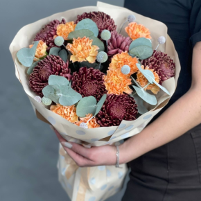 Букет "Персиковый раф" из хризантем Бигоуди, краспедии и диантусов в Пересвете