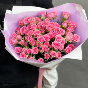 Букет "Рассвет принцессы" из 15 кустовых роз (50 см) в Пересвете