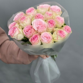 Букет из 17 роз Кения (40 см) в Пересвете