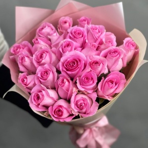 Букет из 25 розовых роз кения (40 см) в Пересвете