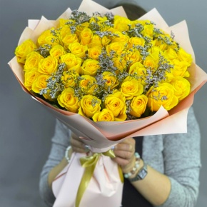 Букет из 51 лимонной розы с лимониумом в Пересвете