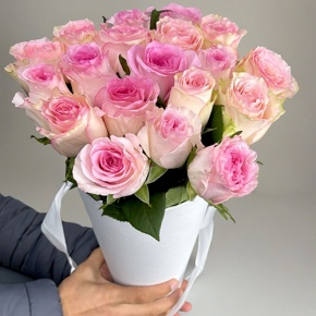 Букет из 21 розы Кения в конусе в Пересвете