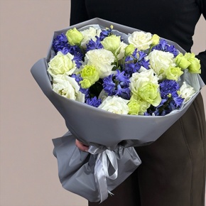 Букет из ароматных гиацинтов и эустом в Пересвете