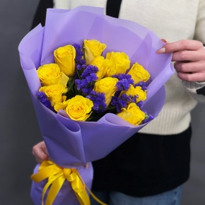 Букет "Лейкерс" из лимонных роз и статицы в Пересвете