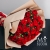 Букет 15 кустовых красных роз в Пересвете