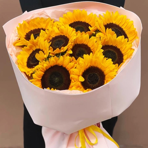Букет "Солнечный рассвет" из 9 подсолнухов в Пересвете